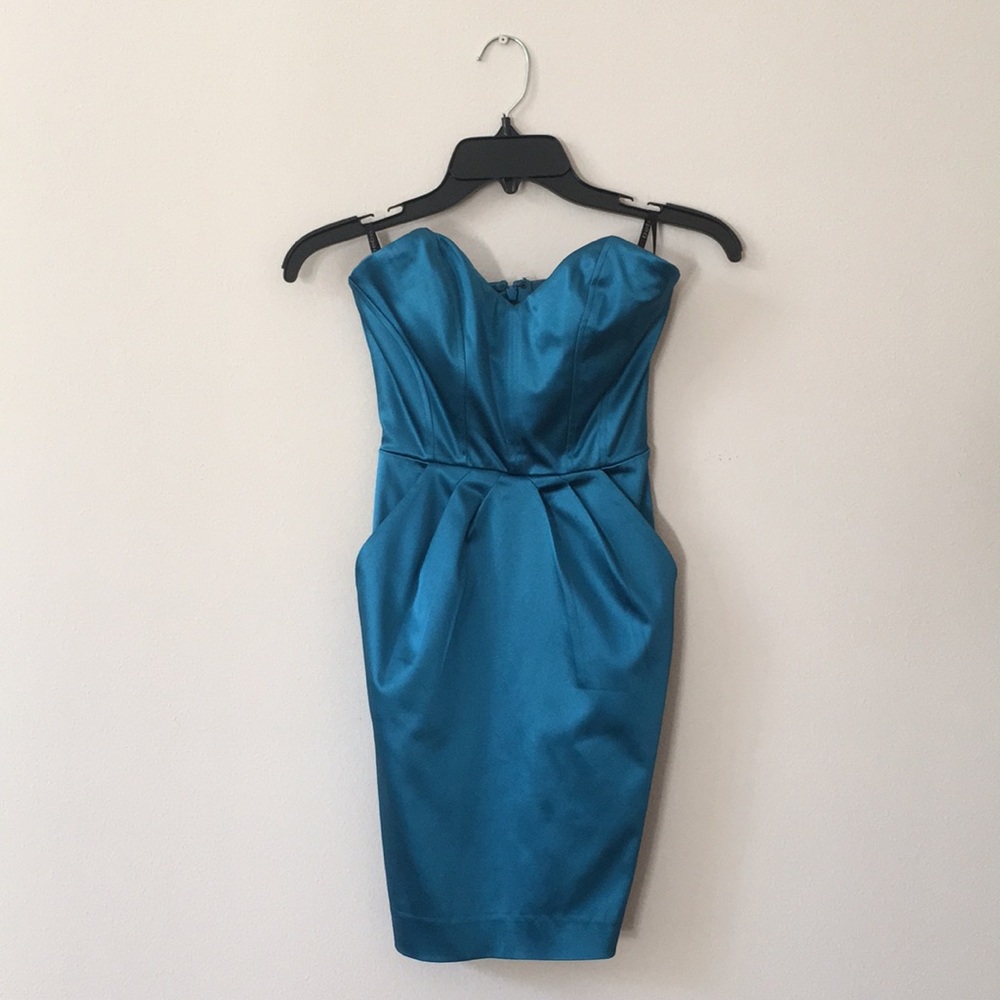 Bebe Sweetheart Cocktail Dress with Pockets